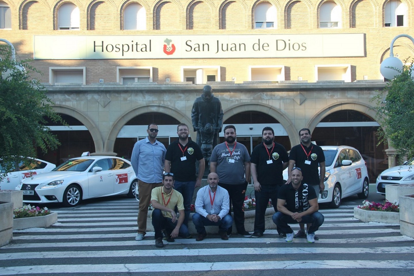 Voluntarios al volante para ayudar a los pacientes del Hospital San Juan de Dios