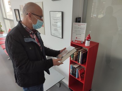 El Banco de Sangre y Tejidos de Aragón abre un espacio de donación de libros con motivo del 23 de abril